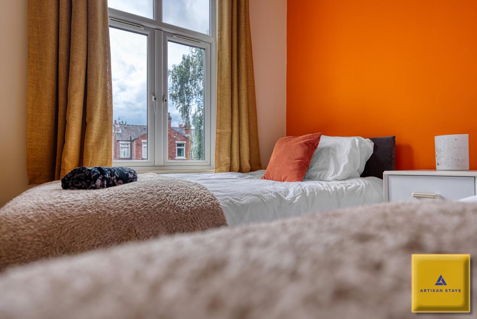 4 Bedroom, 6 Beds, 3 Bathrooms, Near Nec & Birmingham Airport, Business, Contractor And Family Friendly, Free Wi-Fi, Free Parking Coventry Exteriér fotografie