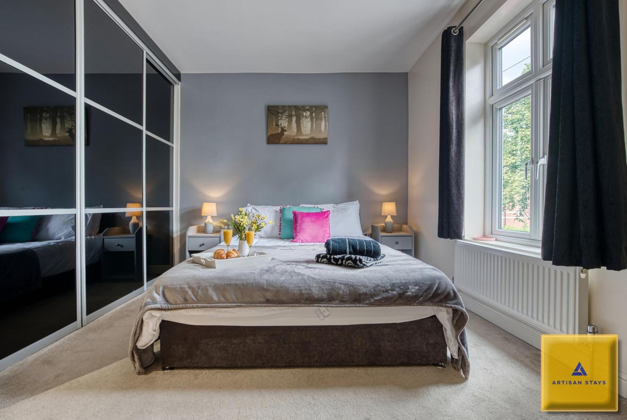 4 Bedroom, 6 Beds, 3 Bathrooms, Near Nec & Birmingham Airport, Business, Contractor And Family Friendly, Free Wi-Fi, Free Parking Coventry Exteriér fotografie