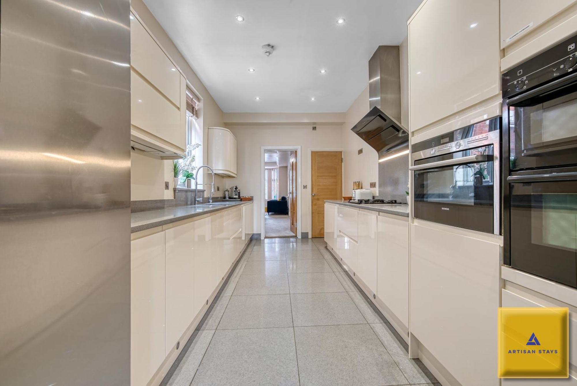4 Bedroom, 6 Beds, 3 Bathrooms, Near Nec & Birmingham Airport, Business, Contractor And Family Friendly, Free Wi-Fi, Free Parking Coventry Exteriér fotografie